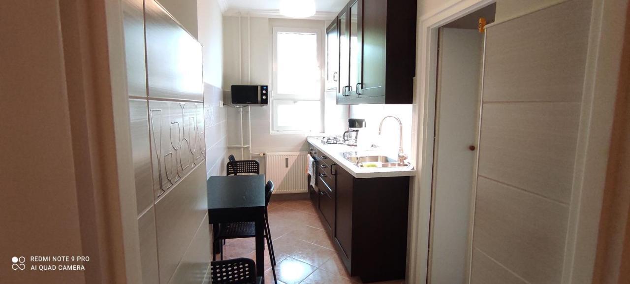 Heidi Apartman Szeged Exteriör bild
