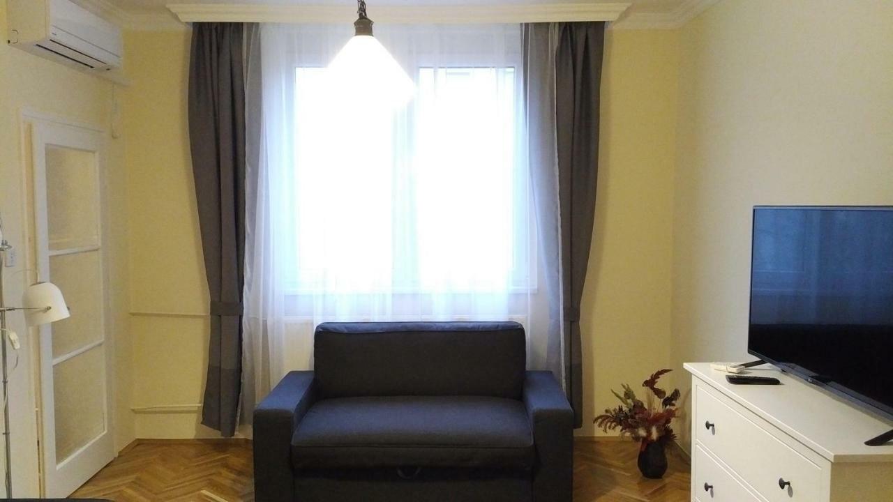 Heidi Apartman Szeged Exteriör bild